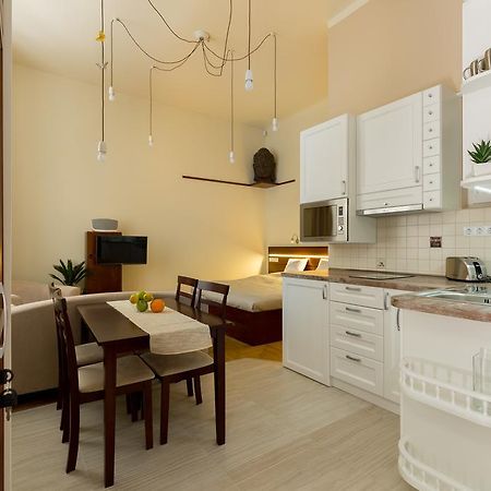 Family Buddha Apartment Budapest Exterior foto
